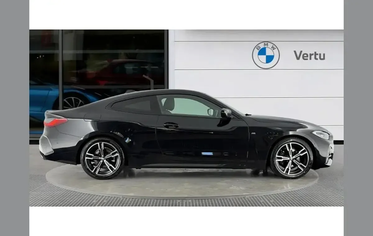 Usado BMW 420 M Sport 184 HP (135 kW) 2021 Preto Coupé