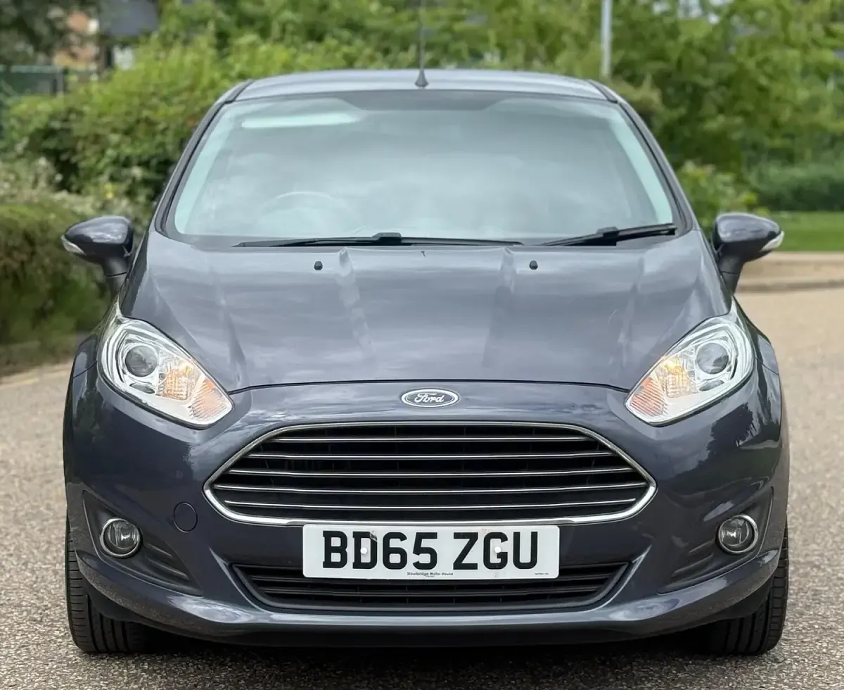 Used Ford Fiesta Zetec 2015 Grey Hatchback