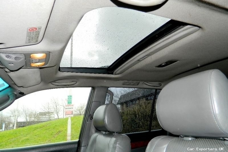 Usado Toyota Land Cruiser 164 HP (120 kW) 2005 SUV