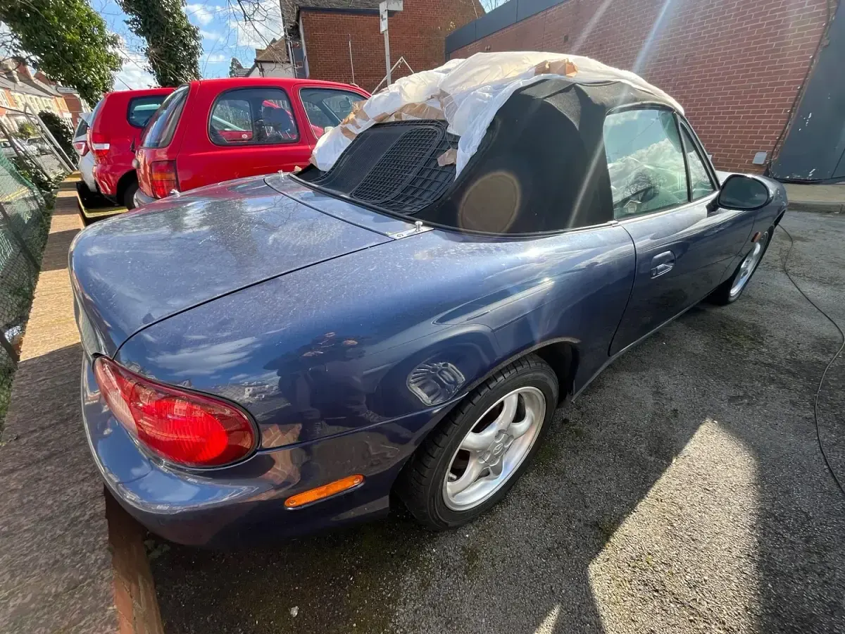 Used Mazda MX5 143 HP (105 kW) 2002 Blue Cabriolet