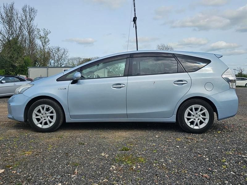 Used Toyota Prius 2011 Blue Estate