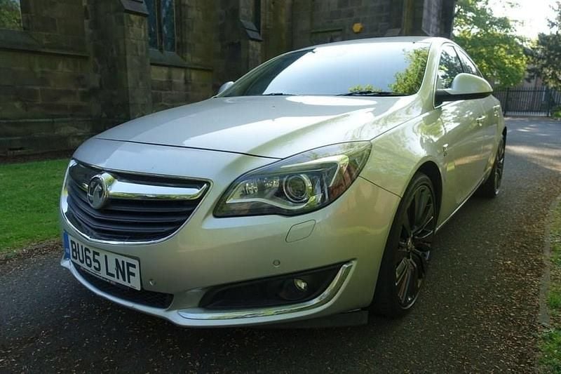 Silver Used 2015 Vauxhall Insignia Elite Hatchback | £6,350 (A bit pricey) - Image 1/4