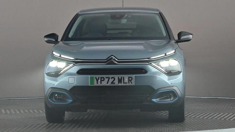 Used Citroën e-C4 Shine 100 kW (136 HP) 2022 Blue Hatchback