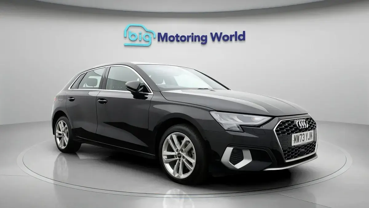 Used Audi A3 Sportback e-tron Sport 204 HP (150 kW) 2024 Hatchback