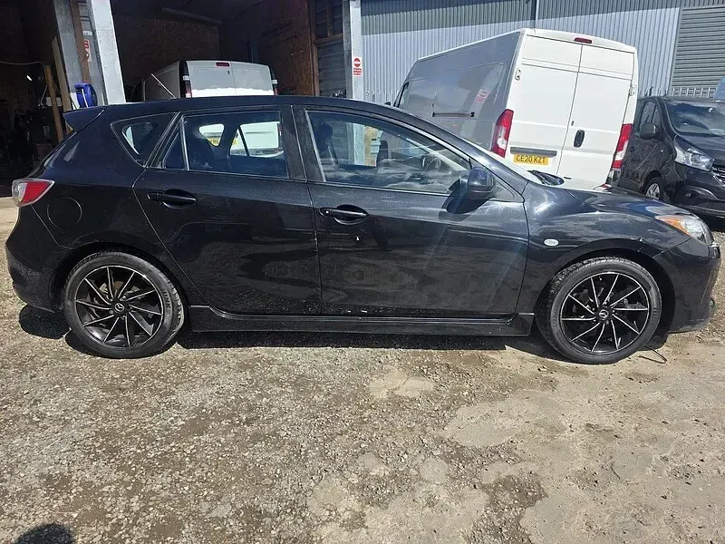 Used Mazda 3 105 HP (77 kW) 2012 Black Hatchback