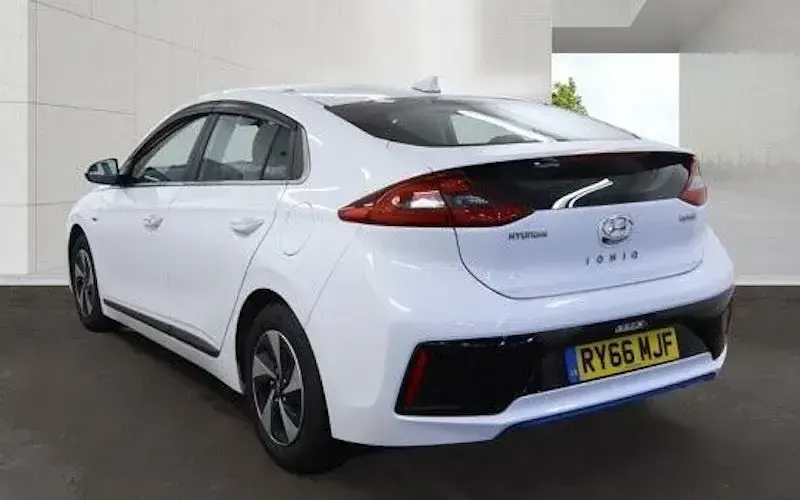 Used Hyundai Ioniq Premium SE 141 HP (103 kW) 2019 Hatchback