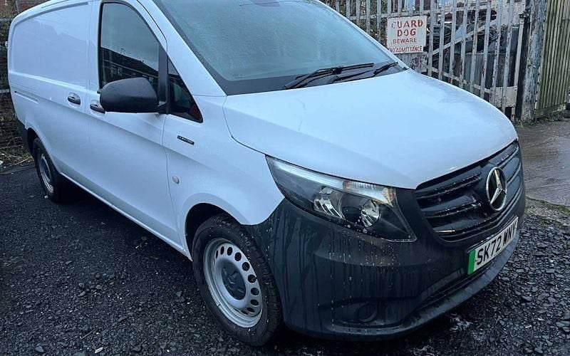 Used 2023 Mercedes e-Vito Progressive MPV | £12,999 (Good price) - Image 1/4