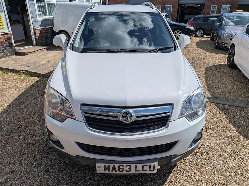 Used Vauxhall Antara S 163 HP (119 kW) 2013 White SUV