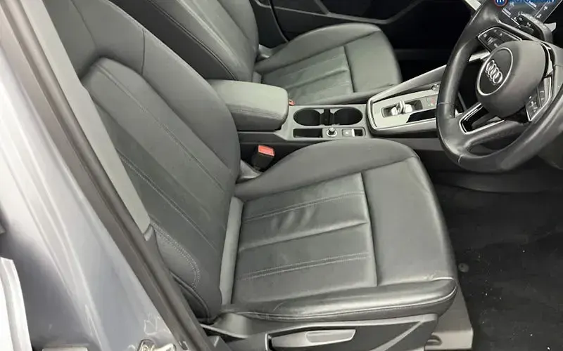 Used Audi A3 Sportback Sport 150 HP (110 kW) 2023 Silver Hatchback
