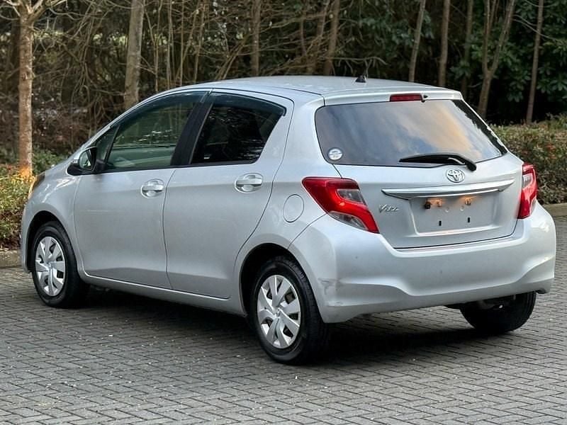 Used Toyota Yaris 2016 Silver