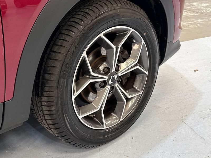 Used Ssangyong (KGM) Korando 163 HP (119 kW) 2022 Red Estate