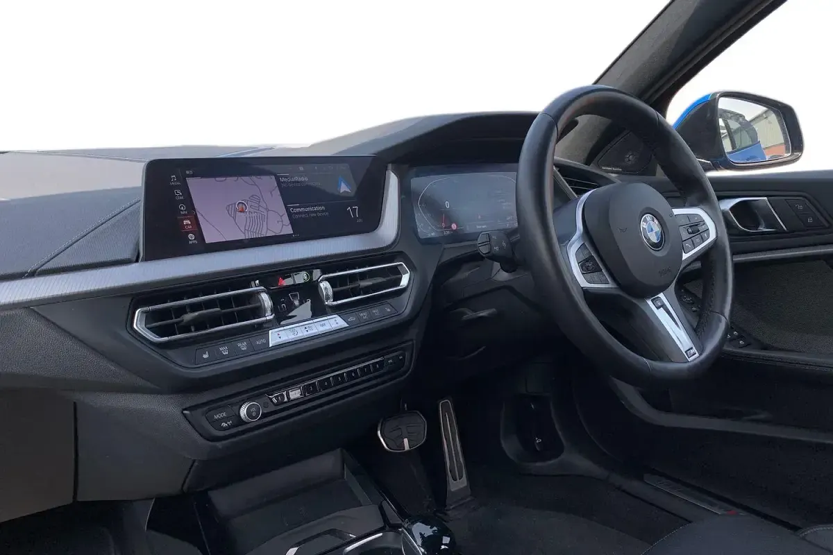 Used BMW 118 M Sport 136 HP (100 kW) 2024 Blue Hatchback