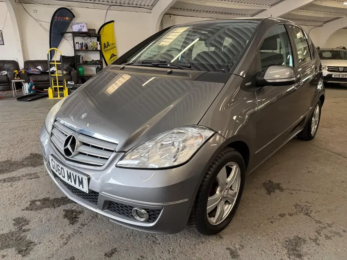Used Mercedes A180 Avantgarde 2010 Grey Hatchback