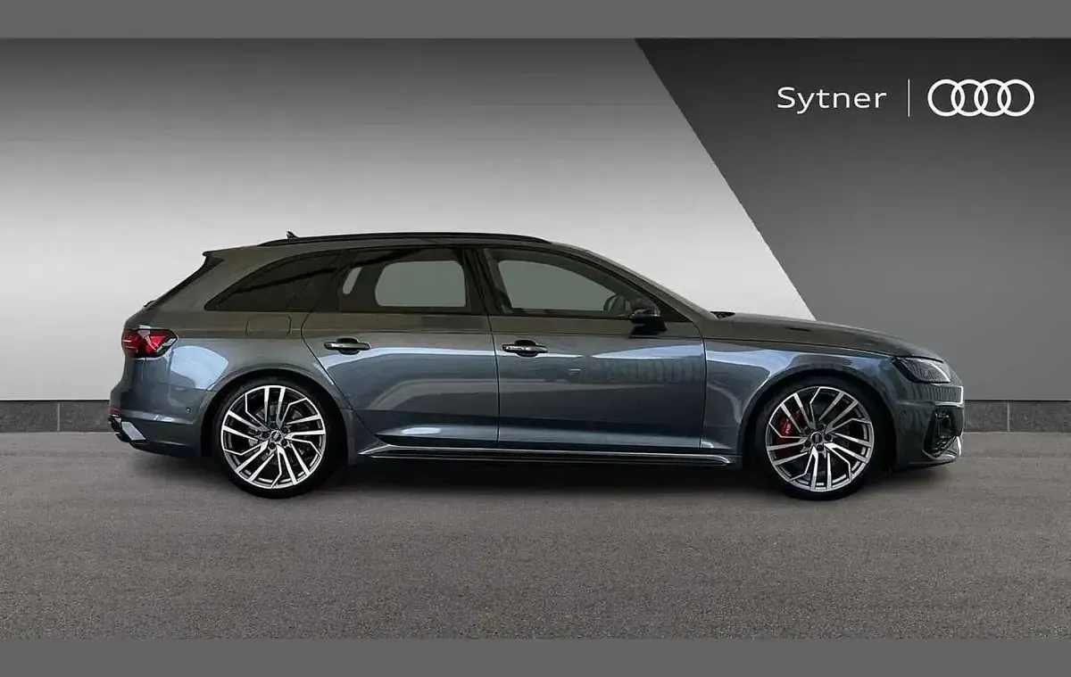Used Audi RS4 Advanced 444 HP (326 kW) 2022 Grey Estate