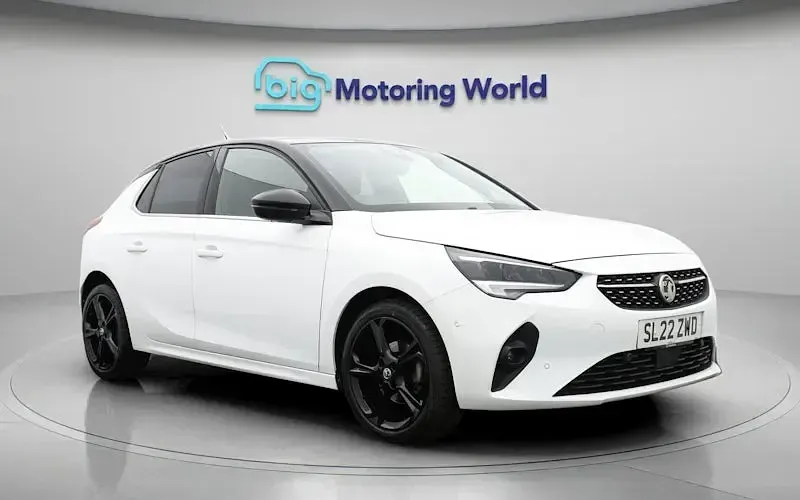 Used Vauxhall Corsa Edition 75 HP (55 kW) 2022 White Hatchback