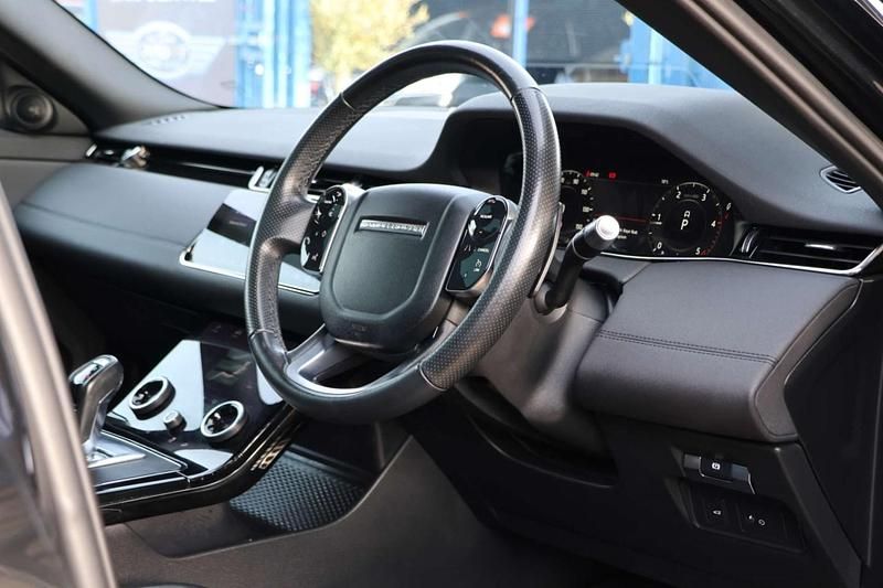 Used Land Rover Range Rover evoque SE Dynamic 2019 Black SUV