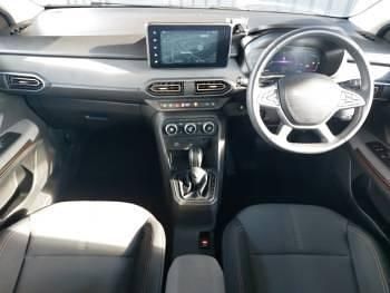 Used Dacia Jogger Extreme 140 HP (102 kW) 2023 Green MPV