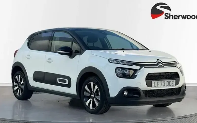 Used Citroën C3 PureTech 110 HP (80 kW) 2024 Hatchback