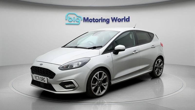Used Ford Fiesta ST-Line X 123 HP (90 kW) 2021 Silver Hatchback