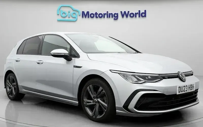 Used VW Golf VIII R-line 150 HP (110 kW) 2023 Hatchback