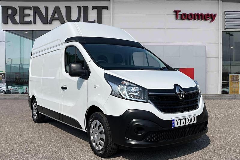 White Used 2021 Renault Trafic Business Van | £17,995 (Fair price) - Image 1/1
