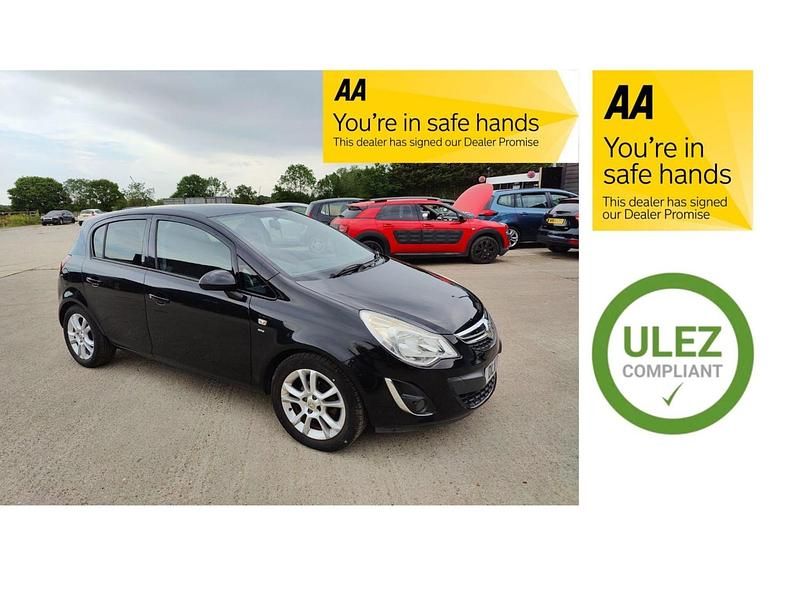 Black Used 2011 Vauxhall Corsa Hatchback | £2,480 (Good price) - Image 1/4