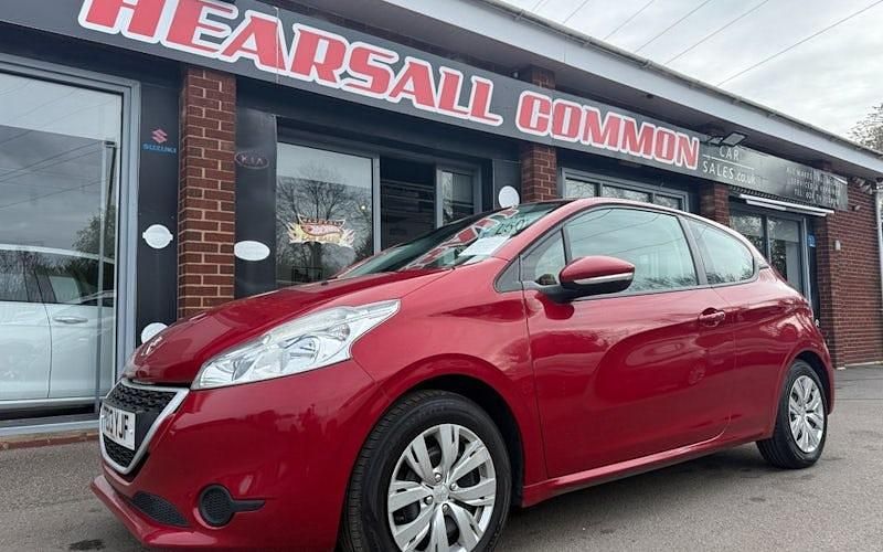 Usado Peugeot 208 Access 68 HP (50 kW) 2013 Vermelho Citadino