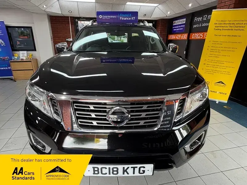 Used Nissan Navara Tekna 190 HP (139 kW) 2018 Black Pickup
