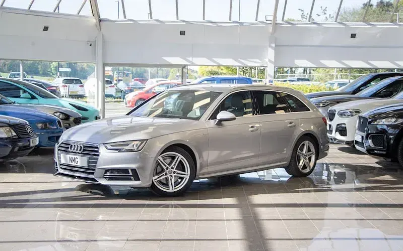 Used Audi A4 S-Line 150 HP (110 kW) 2017 Estate