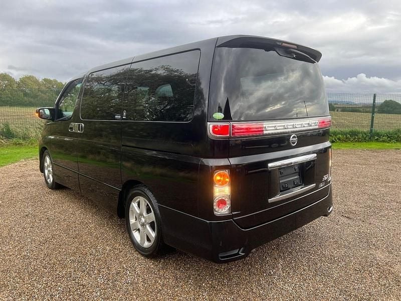 Used Nissan Elgrand 2008 Black MPV
