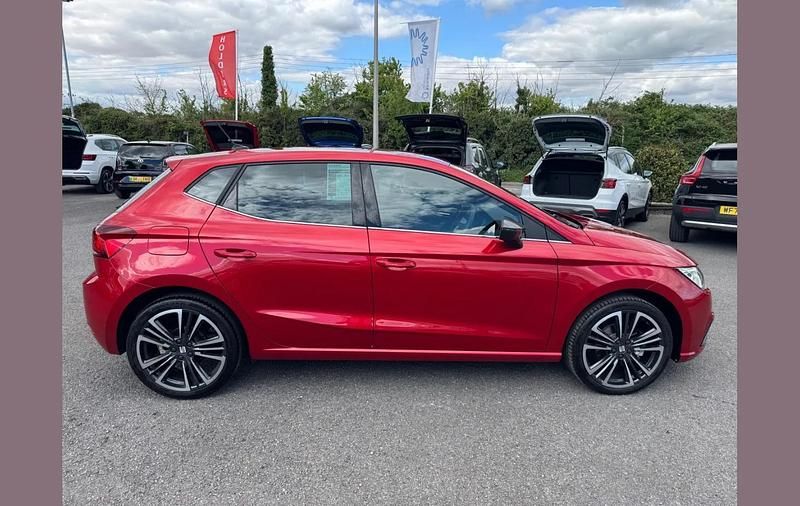 Used Seat Ibiza XCELLENCE Lux 113 HP (83 kW) 2025 Red Hatchback