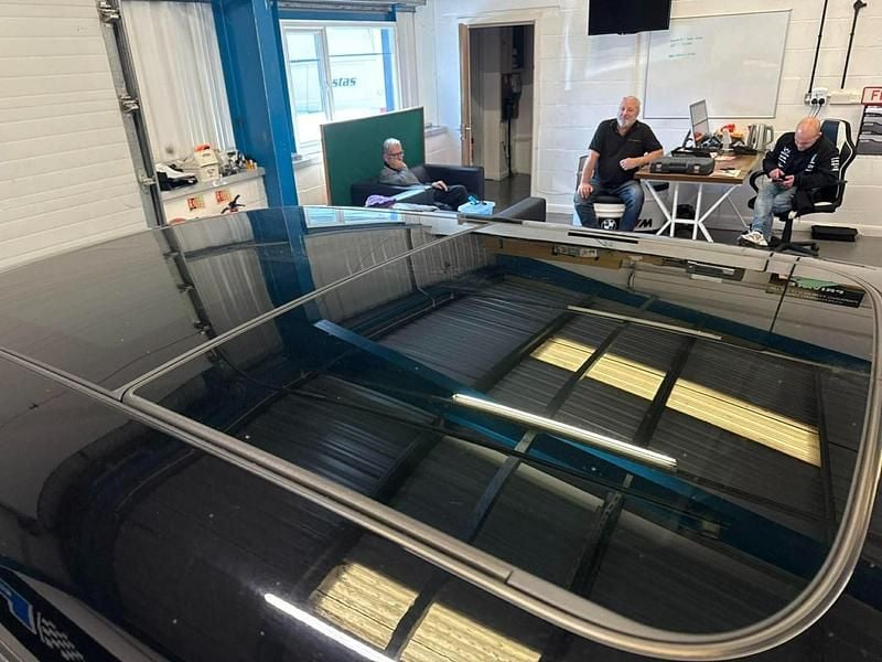 Used Mini John Cooper Works Hatch 300 HP (220 kW) 2015 Red Hatchback