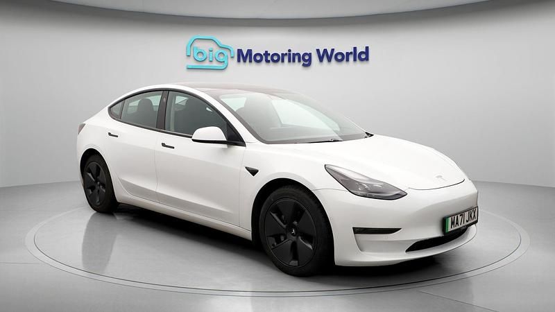 Used 2021 Tesla Model 3 Sedan | £18,100 (Fair price) - Image 1/4