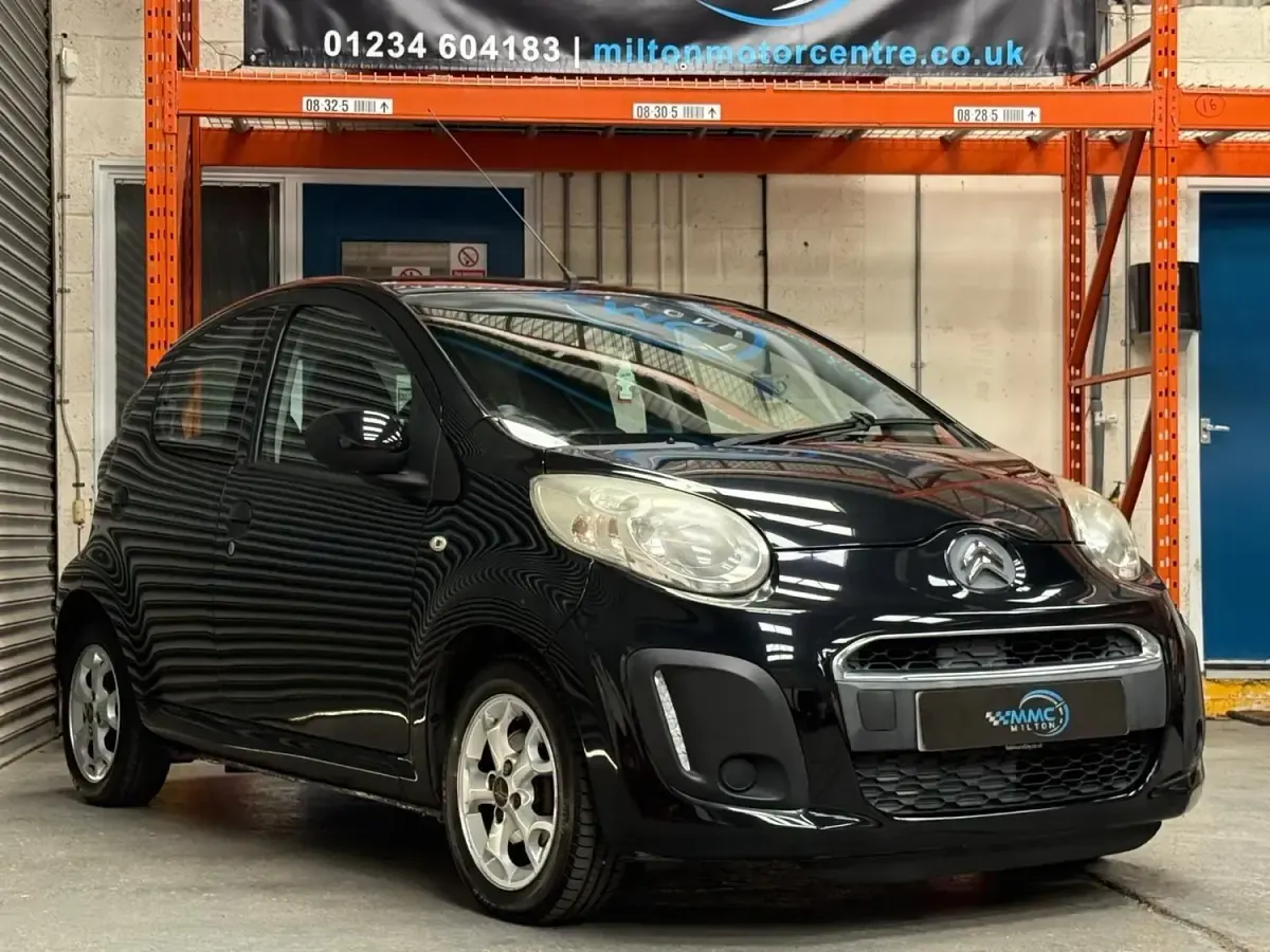 Usado Citroën C1 68 HP (50 kW) 2014 Preto Citadino
