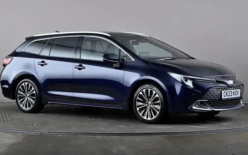 Used Toyota Corolla Design 196 HP (144 kW) 2023 Estate