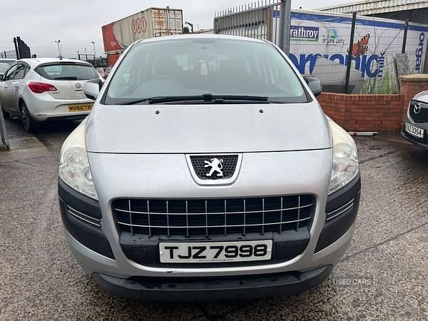 Second-hand Peugeot 3008 Access 112 CP (82 kW) 2012 Argintiu Break