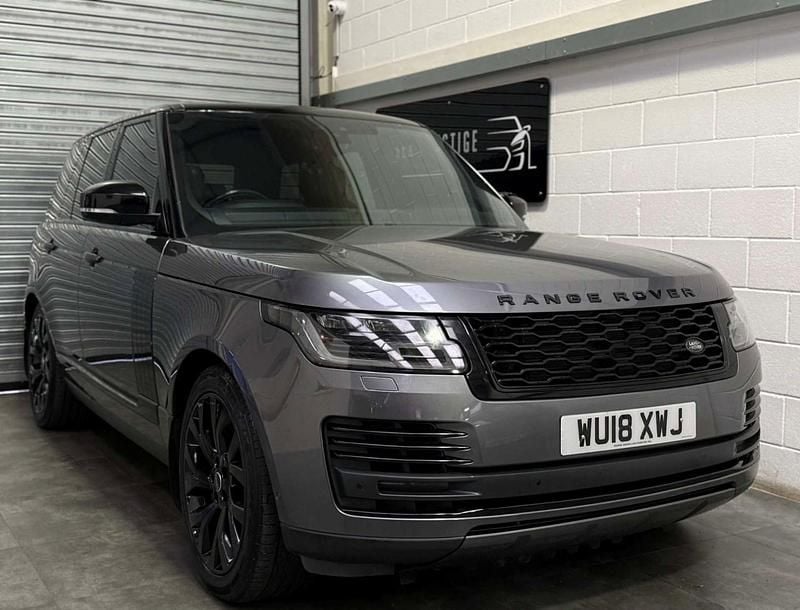 Grey Used 2018 Land Rover Range Rover Vogue SE SUV | £29,989 (Fair price) - Image 1/4
