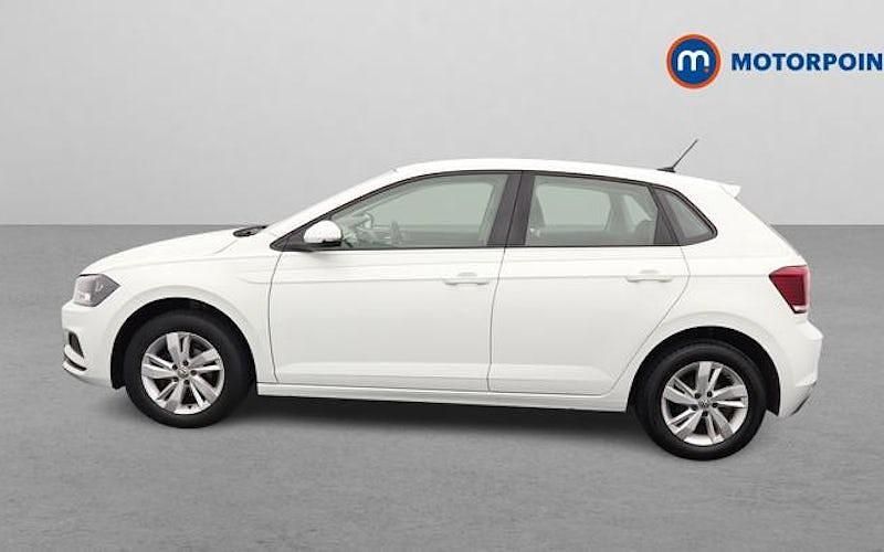Used VW Polo Edition 65 HP (47 kW) 2019 White Hatchback