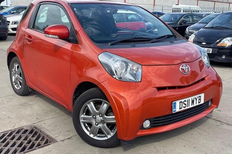 Red Used 2011 Toyota iQ Hatchback | £3,200 (Super price) - Image 1/1