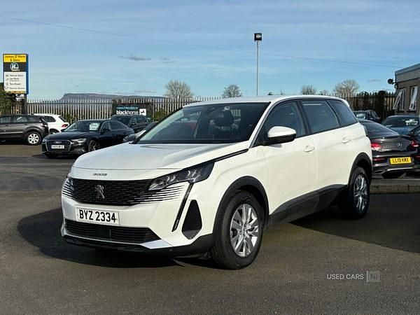 White Used 2021 Peugeot 5008 Active Premium MPV | £16,495 (Fair price) - Image 1/4