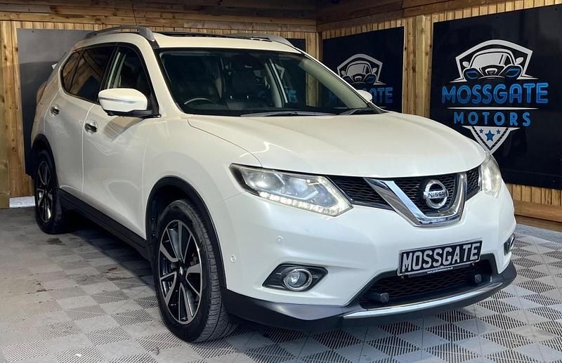 Used Nissan X-Trail Tekna 2016 White SUV