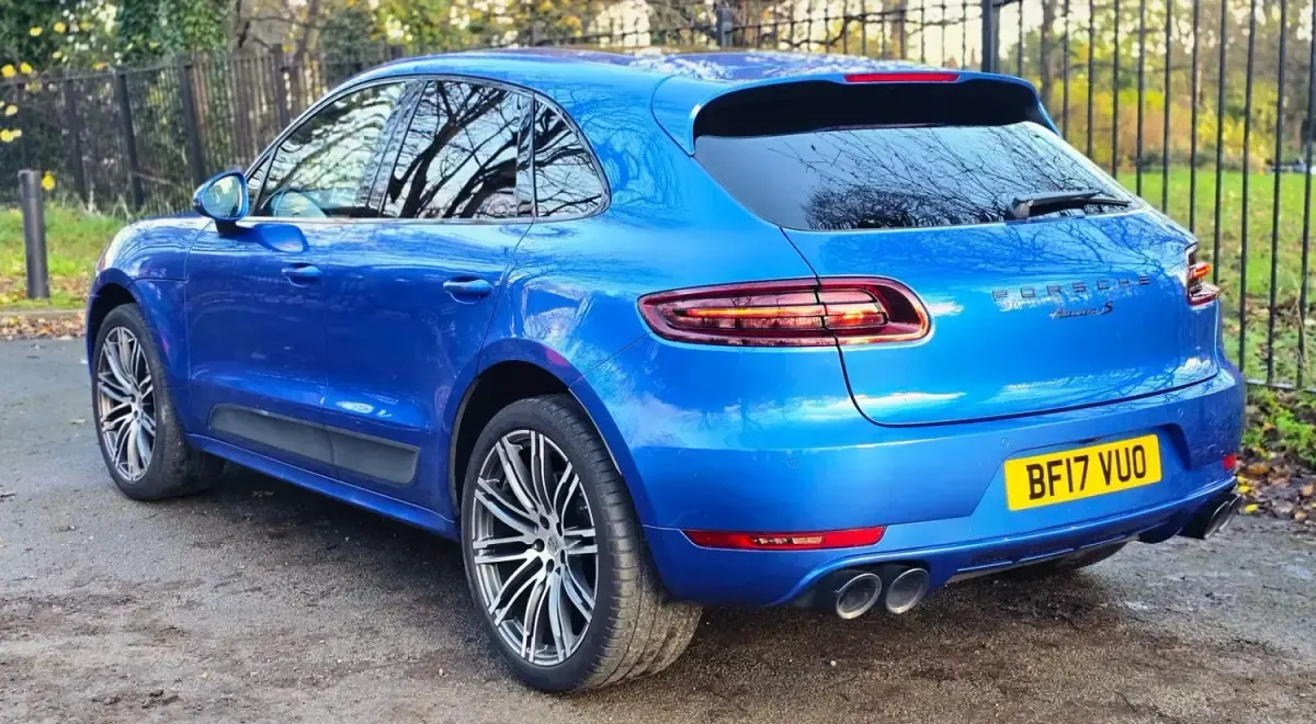 Begagnad Porsche Macan 258 HK (189 kW) 2017 Blå SUV