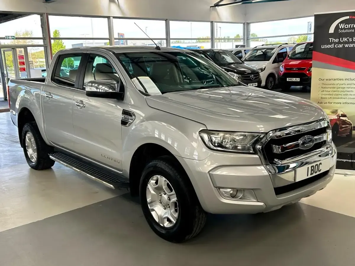 Begagnad Ford Ranger Limited 200 HK (147 kW) 2016 Silver Pickup