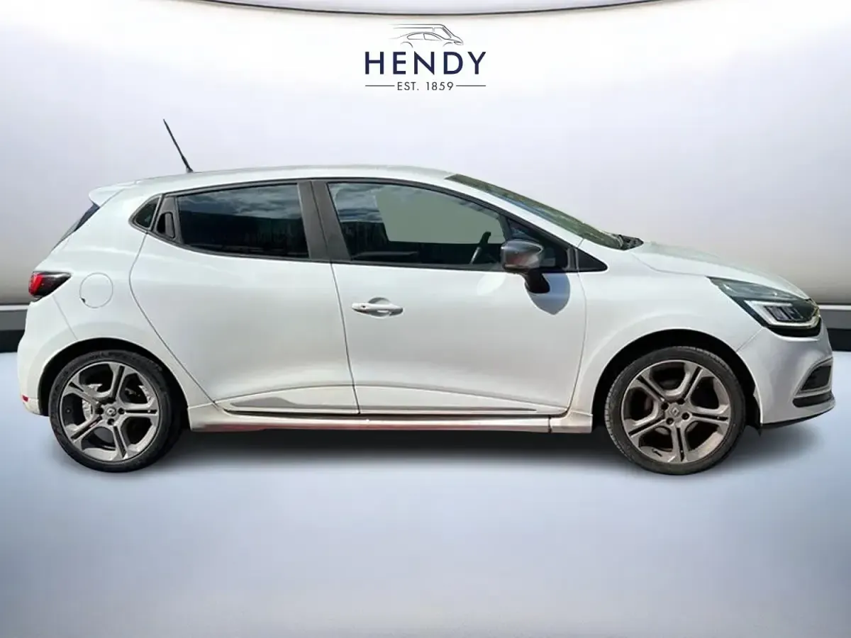 Used Renault Clio GT-Line 2018 White Hatchback
