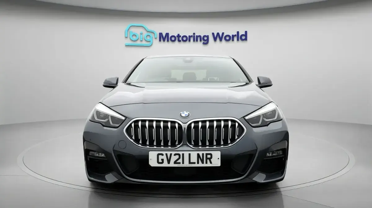 Begagnad BMW 218 M Sport 134 HK (98 kW) 2021 Grå Sportkupé