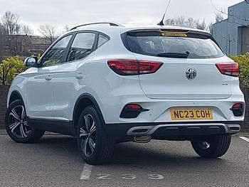 Used MG ZS Excite 111 HP (81 kW) 2023 White SUV