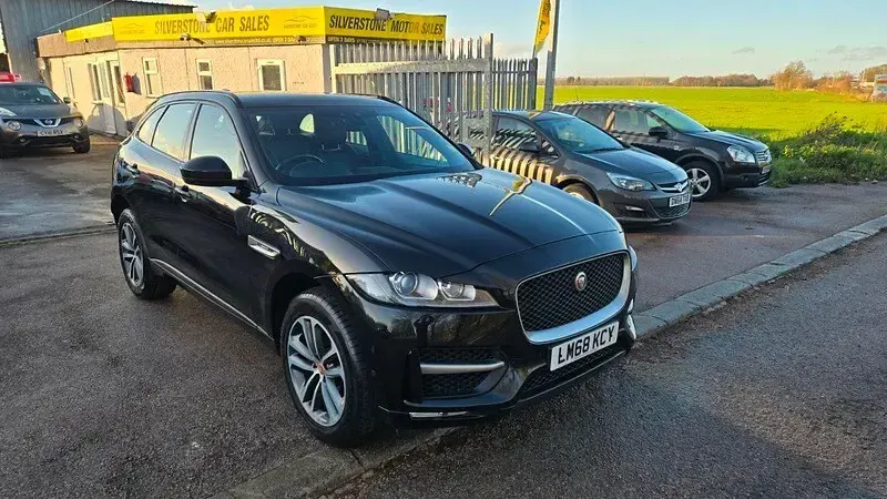 Used Jaguar F-Pace R-Sport 180 HP (132 kW) 2018 Black SUV