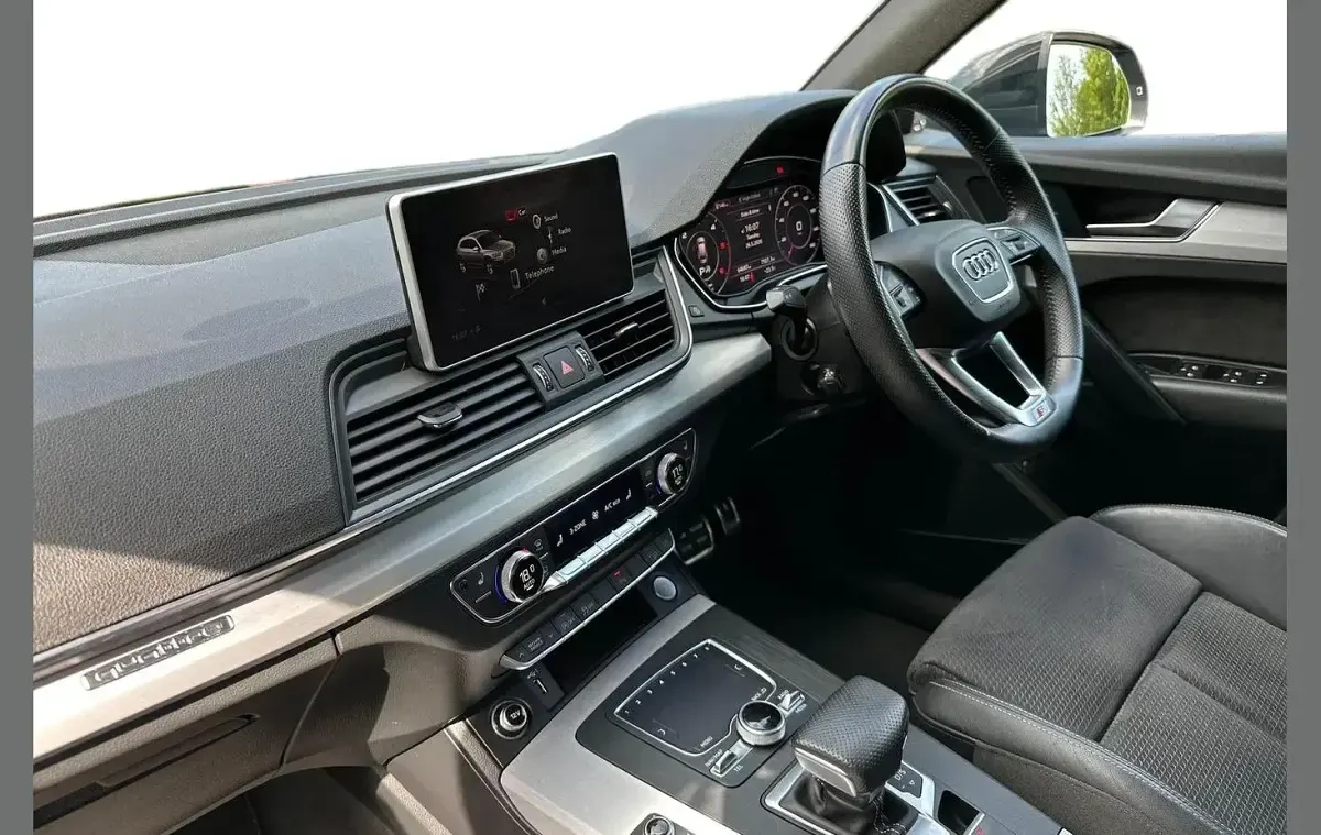 Used Audi Q5 S-Line 187 HP (137 kW) 2019 Black SUV