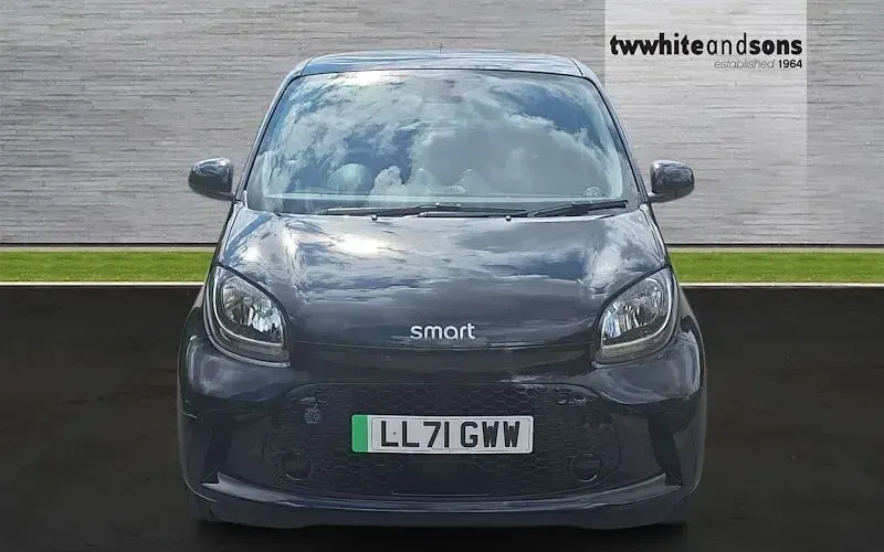 Used Smart ForFour Electric Drive Premium 60 kW (82 HP) 2022 Hatchback