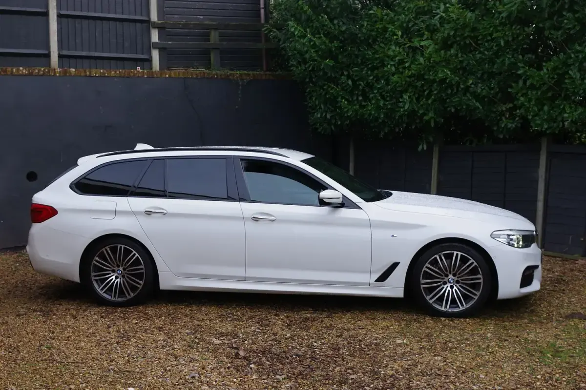 Used BMW 530 M Sport 265 HP (194 kW) 2018 White Estate